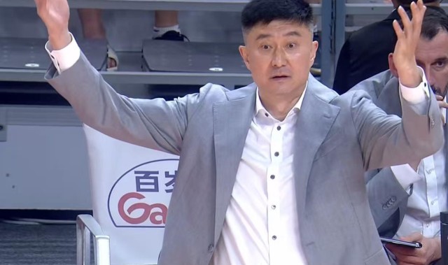 爱游戏体育官方网站-没有任何奖项！CBA强力锋线惨遭打压，或被广东队重金截胡？